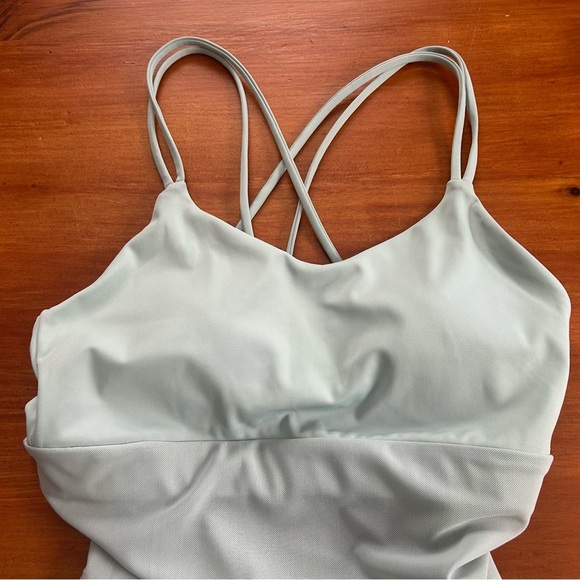 NWT MOVE THEOLOGY Blue Mist Mesh Layer Up Long Sleeve Top Medium Sheer Shelf Bra - Picture 8 of 12